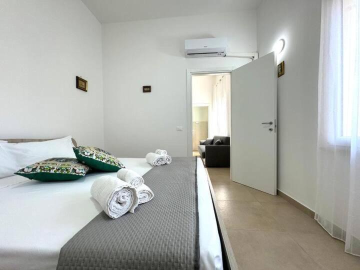 Casa Ferrante Hotel Cinisi Bagian luar foto